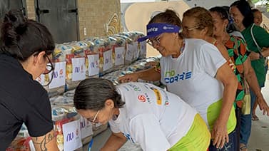 ITEVA entrega 53 cestas básicas doadas pela Nubank
