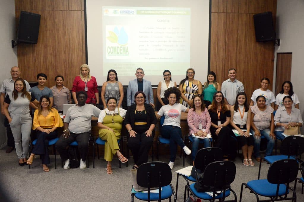 Eusébio empossa membros dos Conselhos de Defesa do Meio Ambiente e dos Direitos da Mulher